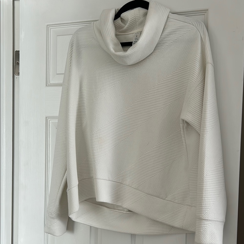 Women's White Cozy Oversized Sweatshirt